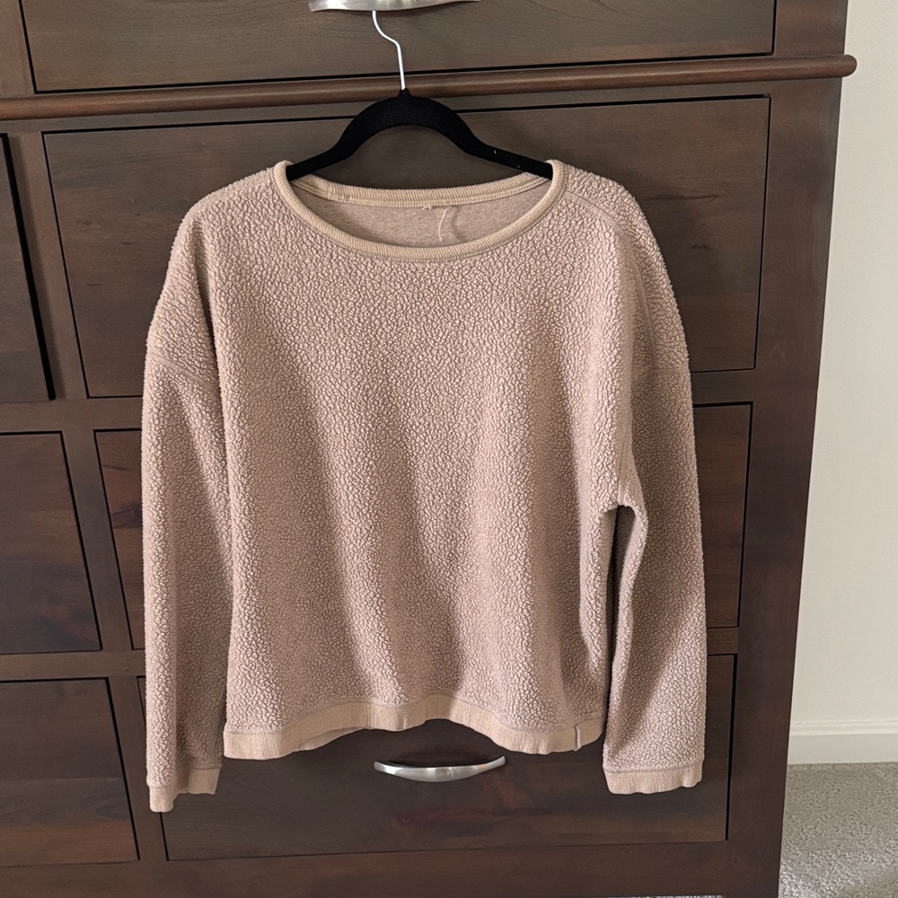 Patagonia Women's Tan Crew Neck Sweater
